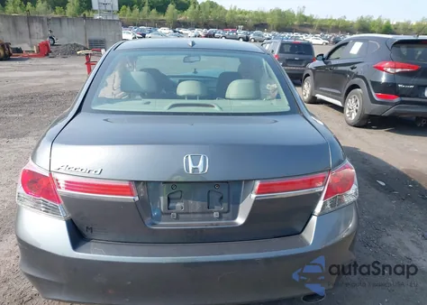 2011 Honda Accord 2.4 Ex-L from USA, damaged, VIN 1HGCP2F86BA047579